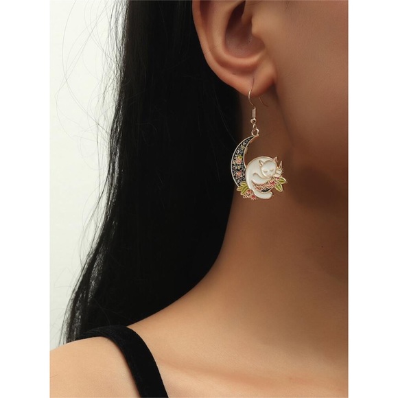 Cat Decor Drop Earrings - Picture 3 of 3